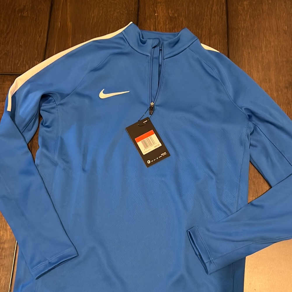 Nike boys 1/4 zip